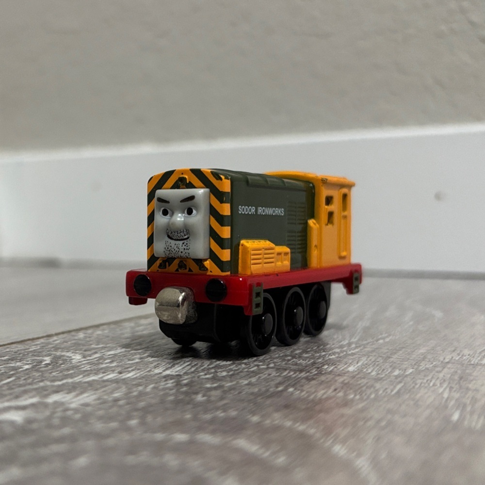 Diecast Iron Bert - Picture 2 of 8